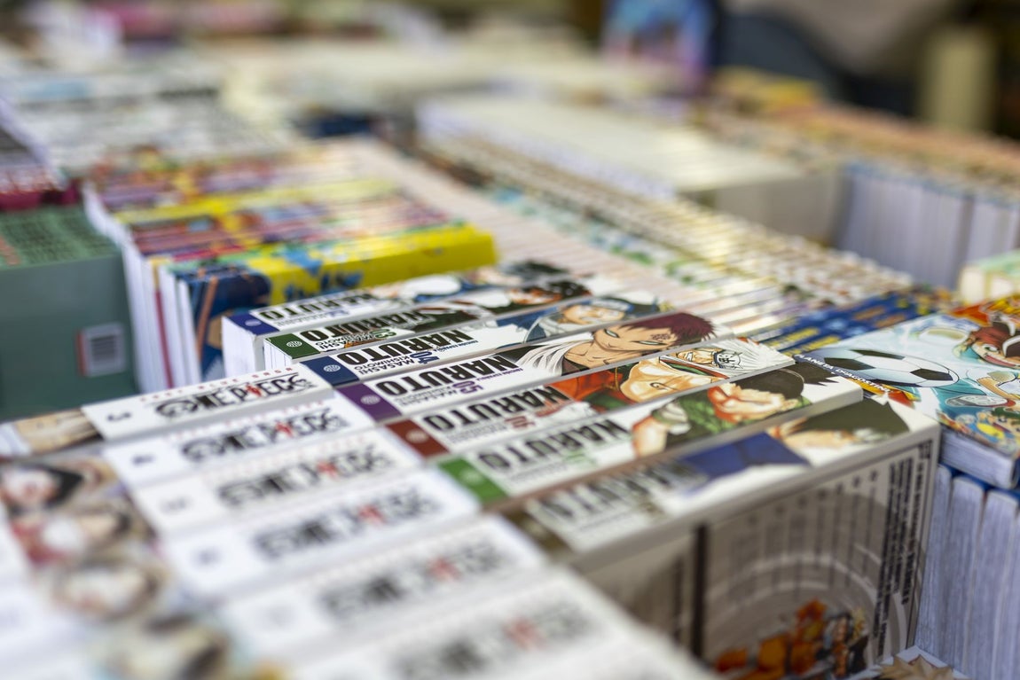 La primera jornada de la Feria del Libro de Huelva, en imágenes