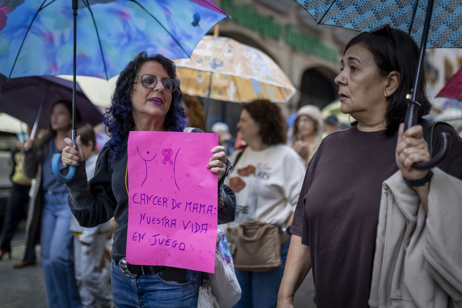 Las imágenes de la nueva manifestación por la sanidad pública de Huelva