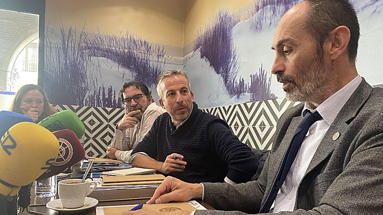 José Rodríguez, en su encuentro este martes con los medios