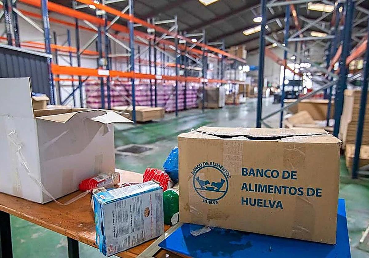 Interior del Banco de Alimentos de Huelva