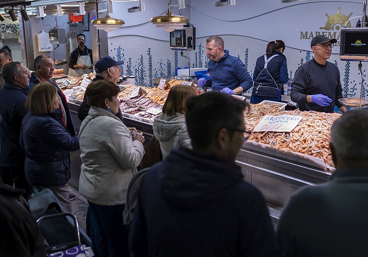 Iván Aragón, en el puesto Mare Magnum del Mercado del Carmen