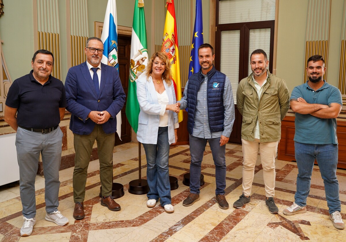 Firma del acuerdo entre el Ayuntamiento de Huelva y Ánsares