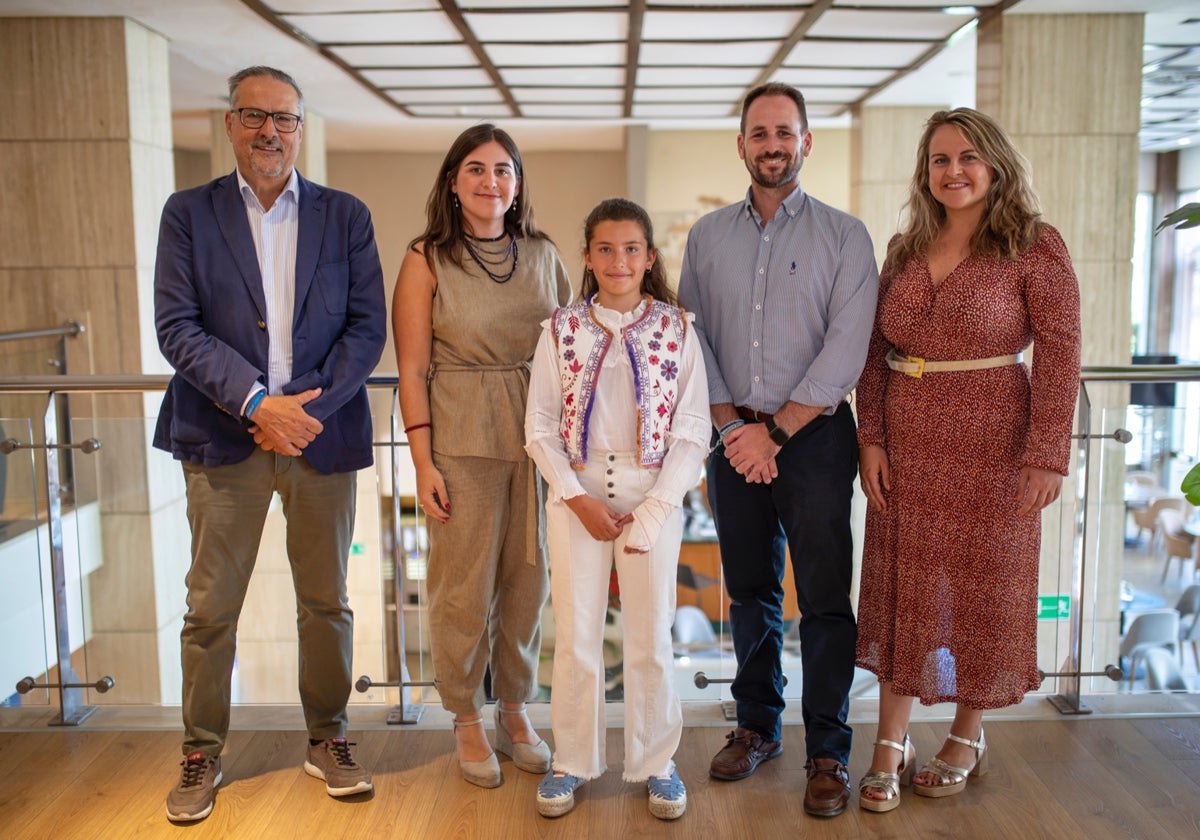 José Manuel Moreno, Carmen Juárez, Manuela Pérez, Paco Mora y Mirian Mateos