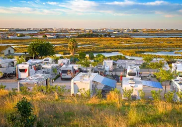 Caravaning Huelva: lugares habilitados para aparcar la caravana junto a la playa
