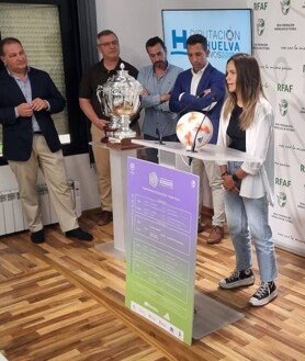 Imagen secundaria 2 - Selecciones de Galicia y Asturias y un momento de la presentación de las semifinales del Campeonato de España Sub 17 y Sub 15