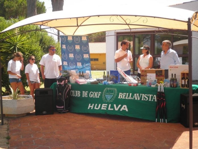Torneo Benéfico Farmacéuticos Sin Fronteras en Belllavista