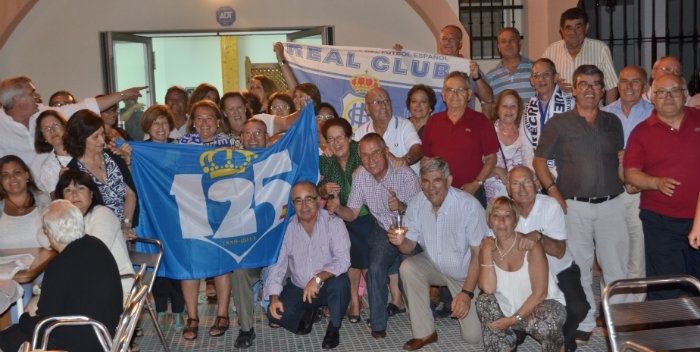 Cena de los socios de la Peña recreativista Charles Adam