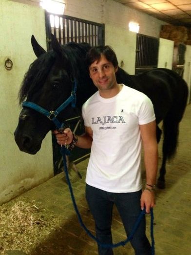 Los caballos de Andrés Romero 'Carbón' y 'Guajiro' resultan heridos en Bilbao, aunque evolucionan favorablemente