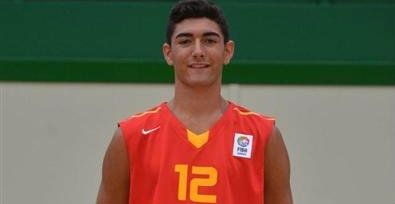 El sanjuanero Manu Vázquez logra el bronce con la selección en el Europeo sub 16