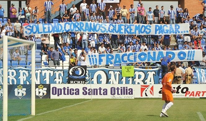 Pancartas contra Soledad García y a favor de ENCE y cánticos contra Tebas