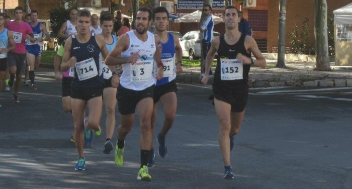 Emilio Martín y Rocío Espada, los más rápidos de una multitudinaria Vuelta a Huelva