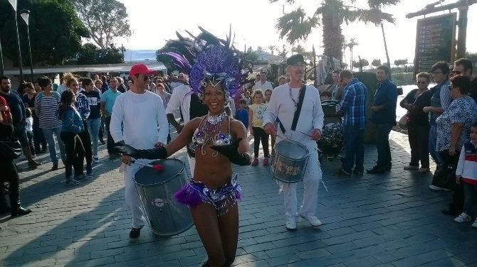 El Muelle de las Carabelas bate récord de visitas el 12 de octubre con casi 9.000 personas