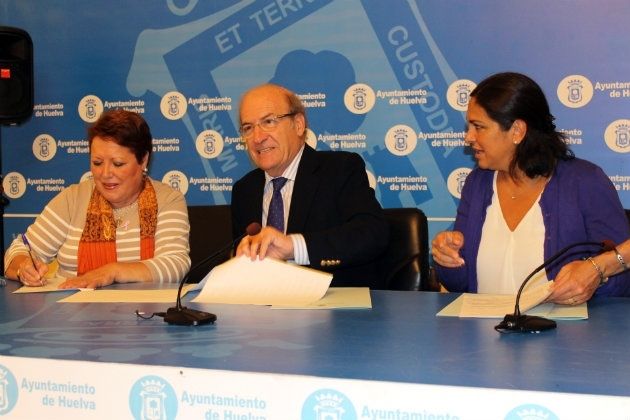 Una concentración a la puertas del Ayuntamiento conmemorará el lunes el Día Internacional del Cáncer de Mama