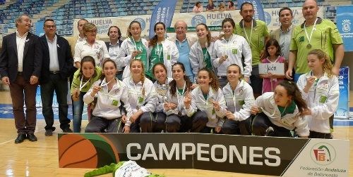 La selección de Huelva se alza con el bronce en el Andaluz Cadete Femenino