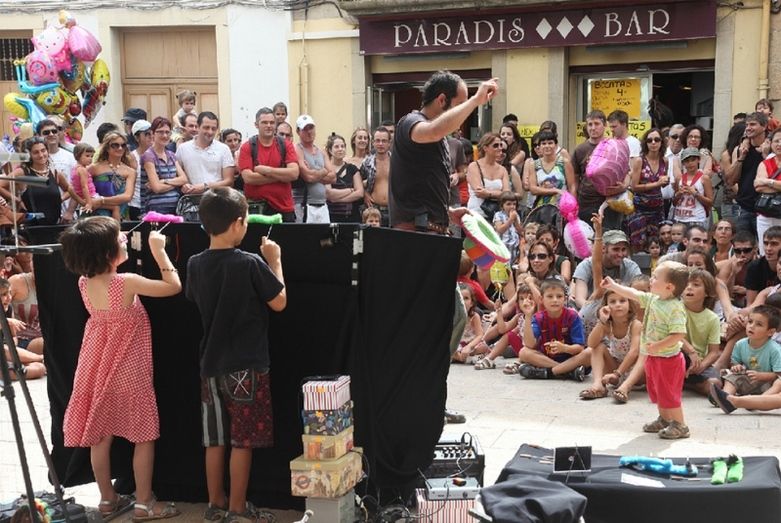 Teatro espontáneo infantil