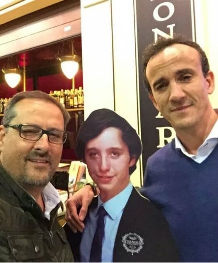 El runrún: El timo del 'check azul' de WhatsApp