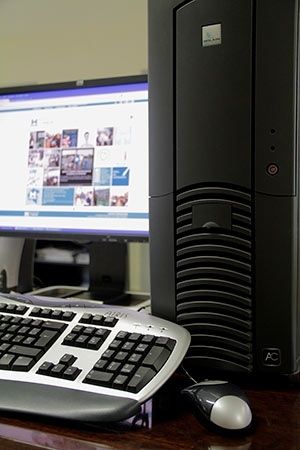 La Diputación distribuirá 450 ordenadores por 72 municipios y tres entidades locales