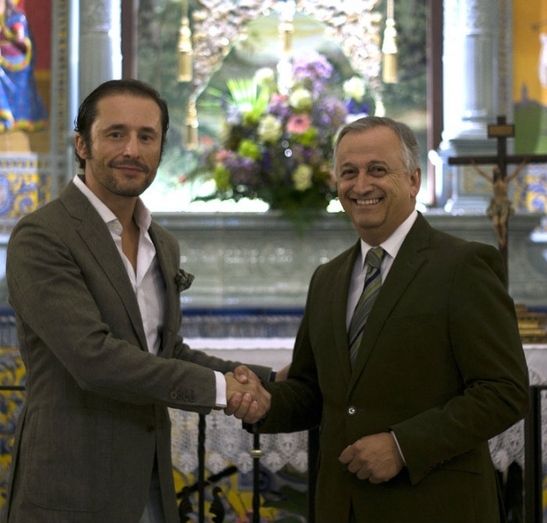Javier Aguilar realizará el cartel para la romería 2015 de la  Hermandad de Nuestra Señora del Rocío de Huelva