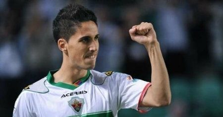 El Recre, más cerca de percibir 120.000 euros del Elche por Fidel que un millón