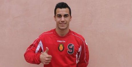 El Mallorca hace oficial el fichaje de Joselu por dos temporadas y media