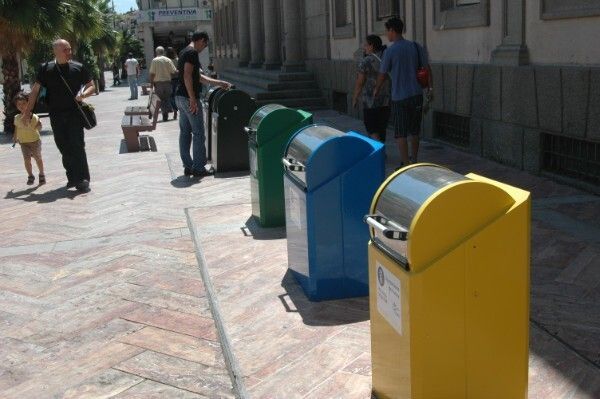 El Ayuntamiento recoge 557 toneladas de envases, 1.099 de papel y 418 de vidrio