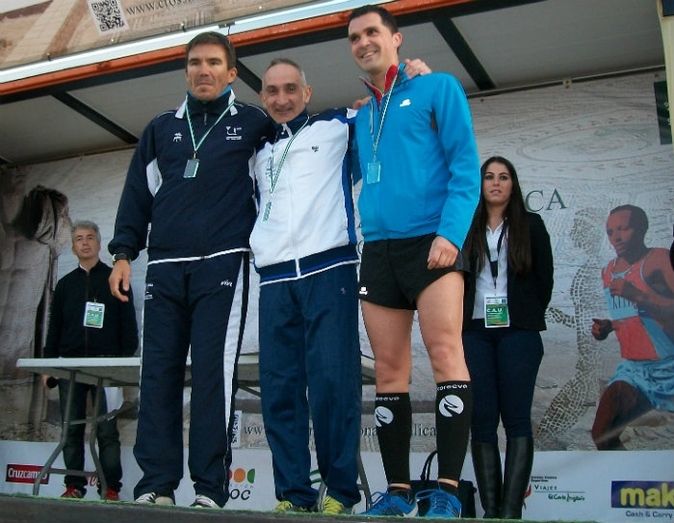 El profesor de la UHU Gómez Alós revalida el título de campeón de Andalucía Universitario de Cross