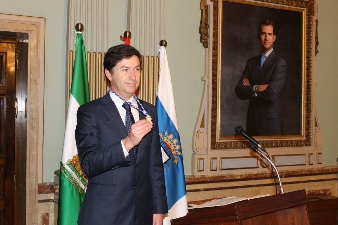 El pleno del Ayuntamiento aprueba por unanimidad la integración de la UHU en la ampliación del carril bici