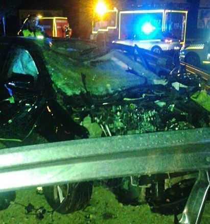 Una persona herida en un aparatoso accidente en la rotonda de Cardeñas