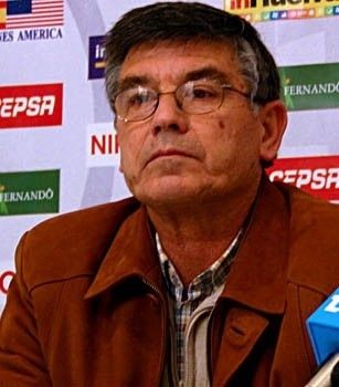 Peguero: 'La dirección deportiva contó poco con el entrenador y debe aceptar las críticas'