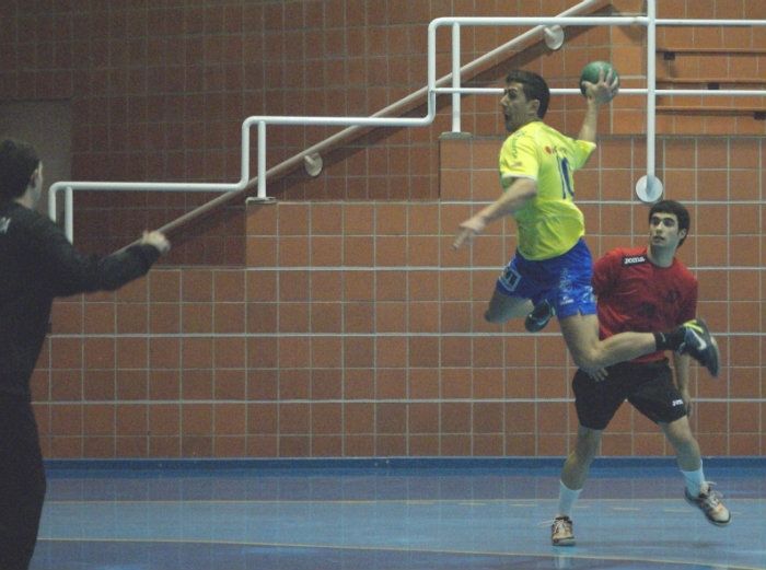 Alejandro Millán se alista de nuevo al PAN Moguer para la final de Villafranca