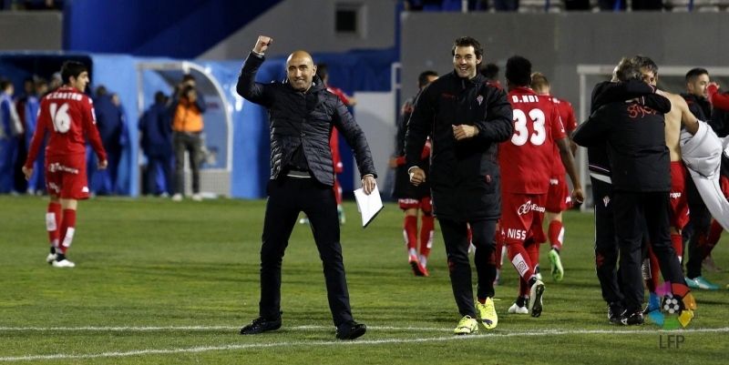 Abelardo: “El Recre se juega mucho y nosotros”