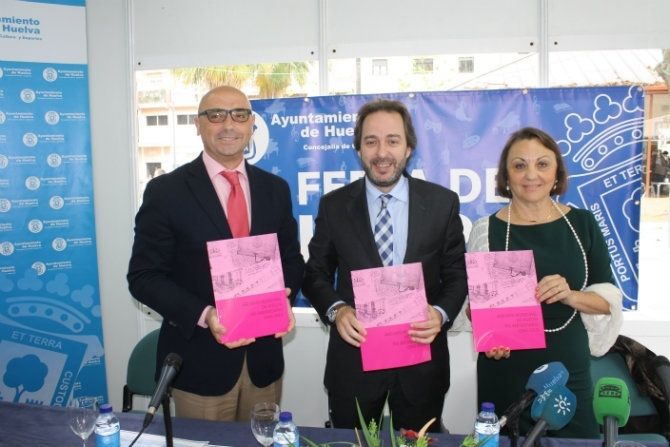 Presentada la publicación ‘Archivo Municipal de Huelva. 750 aniversario (1265-2015). El investigador y el documento’