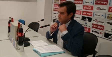 El Recre aprueba la ampliación de capital y dice que Gildoy continuará aunque se descienda