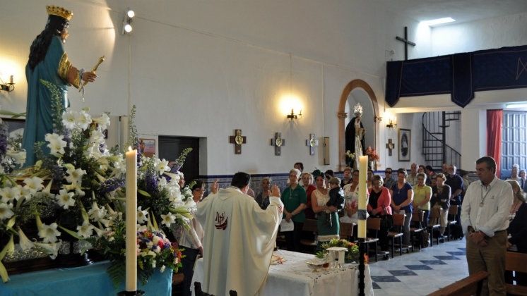 La misa en honor a María Auxiliadora da comienzo a la Romería dedicada a la patrona de Pozo del Camino