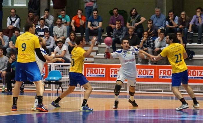 Un PAN Moguer por debajo de su nivel comienza la fase con derrota ante Cisne (31-24)