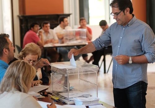El runrún: A la Mesa 'le salen' las cuentas