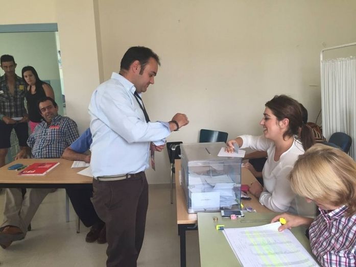 La Asamblea Local de IU en Paterna del Campo decide pactar con PP y UNP 'pero su concejal se niega'