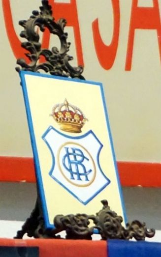 El Recre Trust pretende que el Decano esté 'en boca de todos' para reunir los 5 millones de euros que eviten su descenso o liquidación