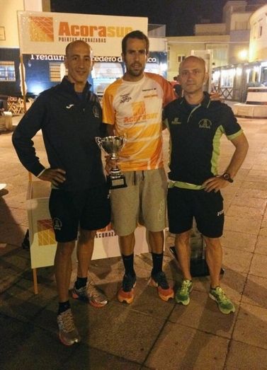 Emilio Martín vence en la Carrera Popular Noche de San Juan de Rota
