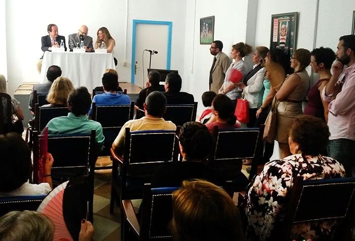 El runrún: Profesionales con corazón