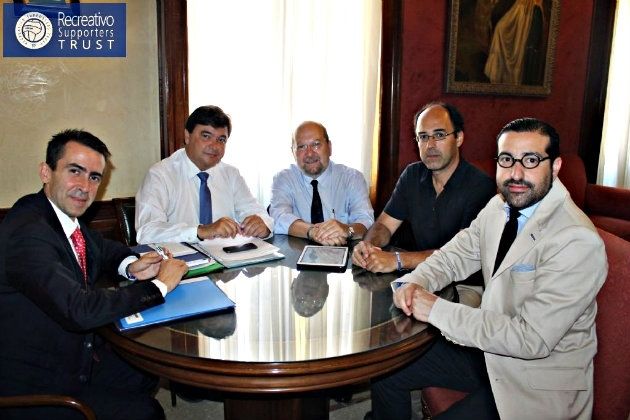 El Trust pide al alcalde que lidere una Mesa de Unidad para garantizar la supervivencia del Decano