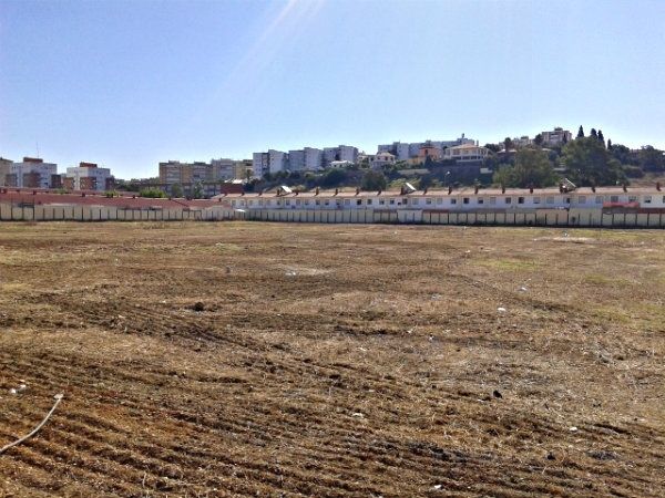 Los incendios en solares y parcelas de la capital se reducen un 41,5% respecto al año pasado
