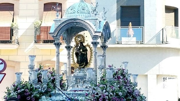 Huelva arropa a su patrona en su traslado desde el Santuario a la Concepción