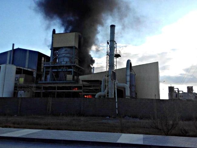 Fertinagro solventa con medios propios un incendio en sus instalaciones del Polo Químico