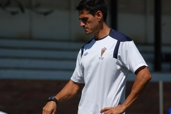 Juanito: 'Sigo pensando como futbolista, y eso es una ventaja a la hora de dirigirme a mis jugadores'