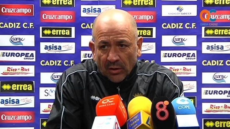 Claudio Barragán: 'El nivel de exigencia del Recre será el mismo que el nuestro'
