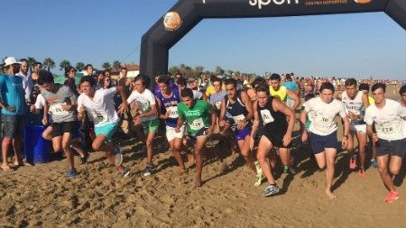 La XV Milla Mojada de Islantilla superó los 250 participantes