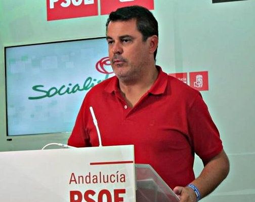 El PSOE critica que Fertiberia difunda un vídeo sobre las balsas antes de la reunión de la Mesa de los Fosfoyesos