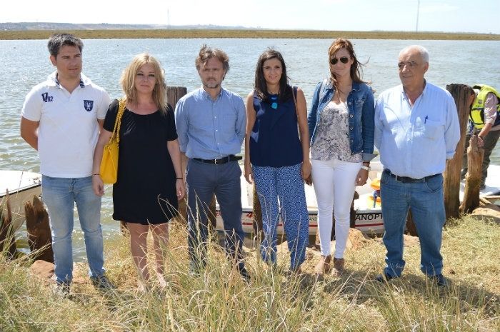 El consejero de Medio Ambiente se compromete a 'recuperar' el entorno del las Marismas de San Juan