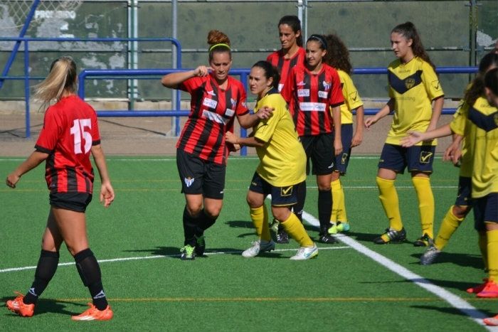 El Sporting pasa por encima del Híspalis en la Copa Andalucía (1-5)